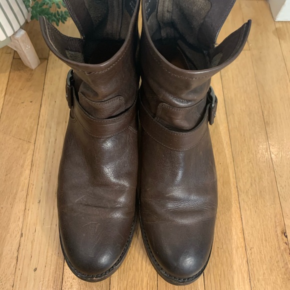 Frye Veronica Bootie 👢- Brown - Picture 6 of 8